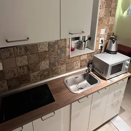 아파트 Spacious 4 Bedroom By Agios Dimitrios *